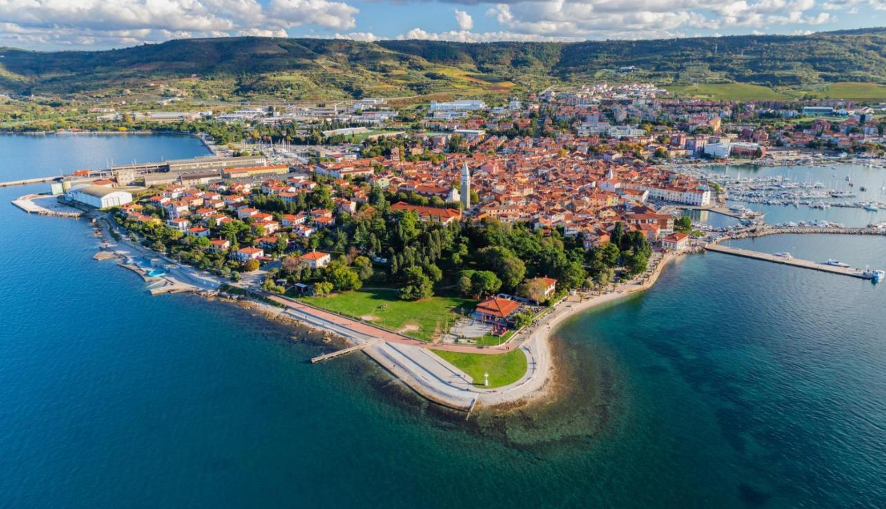 Apartma Tul Izola Exteriör bild