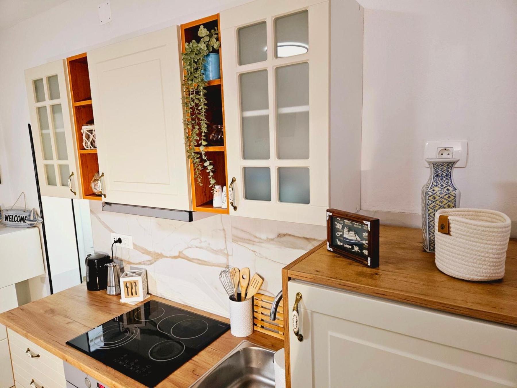 Apartma Tul Izola Exteriör bild